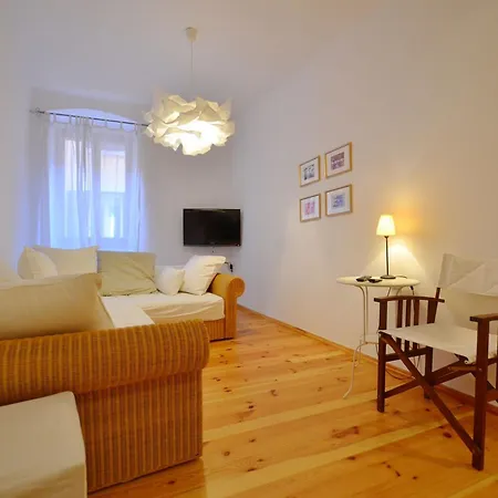 Downtown Charming Nest - One Bedroom Rovinj